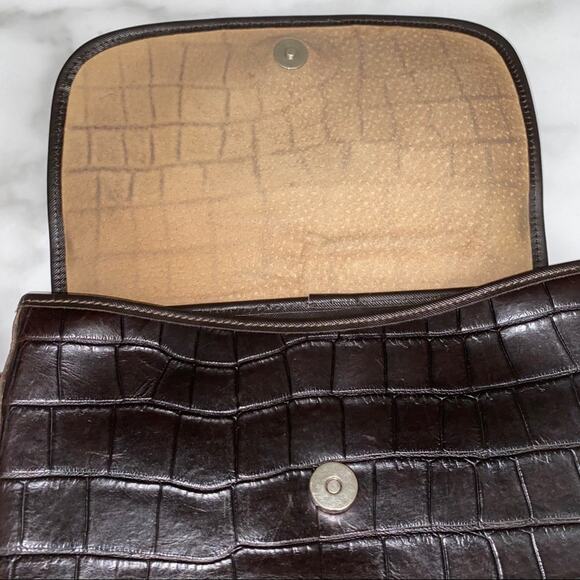 Dooney & Bourke Bayou Collection Large Flap Crossbody - Picture 5 of 9